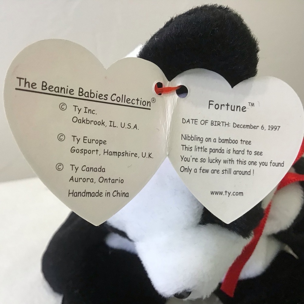 Fortune the Panda Beanie Baby – 1997 RETIRED – NWT –w/ Display Case - Picture 7 of 7